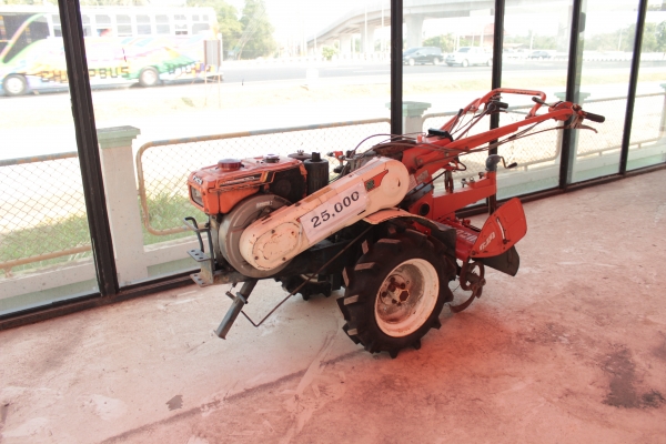 ขายรถไถนาเดินตาม KOBOTA  K62 เครื่องดีเซลล์ ราคา 22,000บาท