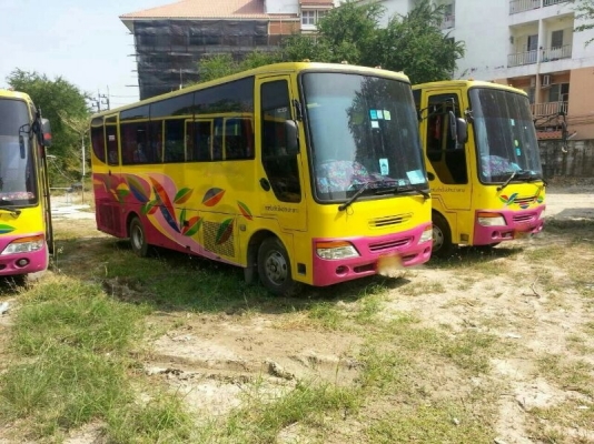 รถบัส ฮีโน่ 6 ล้อ FC4J  145 แรงม้า  สนใจติดต่อ 081 - 6079515