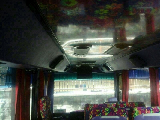 รถบัส ฮีโน่ 6 ล้อ FC4J  145 แรงม้า  สนใจติดต่อ 081 - 6079515