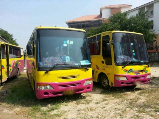 รถบัส ฮีโน่ 6 ล้อ FC4J  145 แรงม้า  สนใจติดต่อ 081 - 6079515