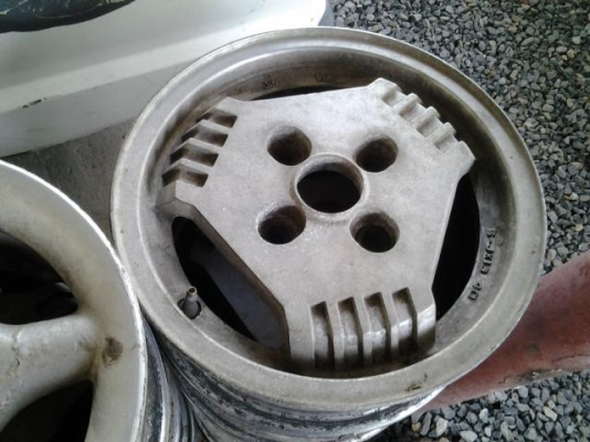 ขายล้อ Retro ขอบ 13 - 15 หลายชุด 3500 - 7500 คร้บ 0850227371