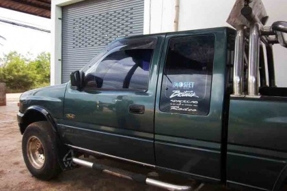 ขายถูก! อีซุซุ โรดิโอ มังกร ปี95 สีเขียว 180,000 เท่านั้น ขายถูก! อีซุซุ โรดิโอ มังกร ปี95 สีเขียว 180,000 เท่านั้น