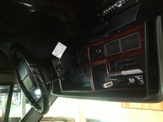 ขายถูก จิ๊ฟ เชอโรกี ปี96  ติดถังแก๊ส ราคา 300,000 เท่านั้น!