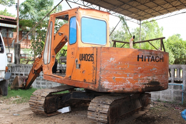 ขายด่วนรถแบ็คโฮ HITACHI รุ่น UH025