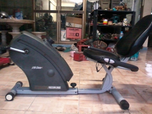 จักรยานนั่งปั่น