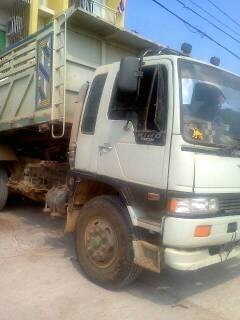 ขายรถบรรทุกสิบล้อดั๊มพ์ HINO 3M เครื่องเดิม เกียร์เดิม กระจกไฟฟ้า เก็บงานพื้นกระบะ ทะเบียนพร้อม