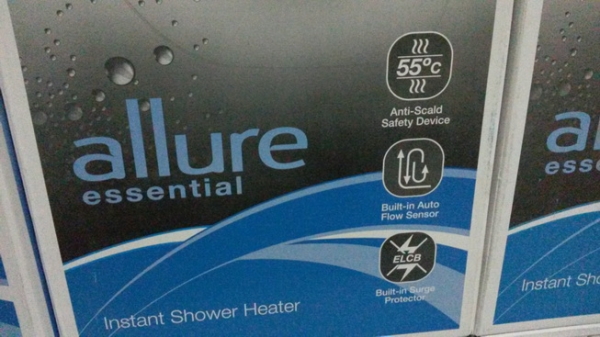 เครื่องทำน้ำอุ่น electrolux ขนาด 3500 วัตต์ ราคาไม่แพงครับ