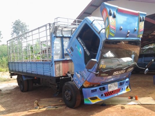 ISUZU NQR66RX5T 120ฝาขาว ยาว 5.6 ม. แอร์เย็น ภายในสวย พร้อกคอก ภาษีเต็ม