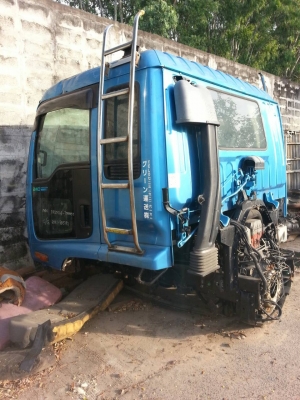 ขายหัวตัด isuzu Dega forward 240 พร้อมเครื่่อง 6hk1 คอมมอนเรล เครื่องนอก สภาพสวย หัวสภาพสมบูรณ์ เครื่องดี