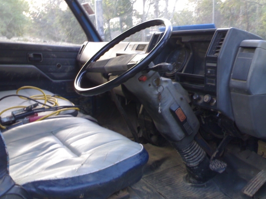 ขาย6ล้อ NPR57G เครื่อง100แรง สภาพเครื่องดีมากๆ คัทชีสวยสุดๆ