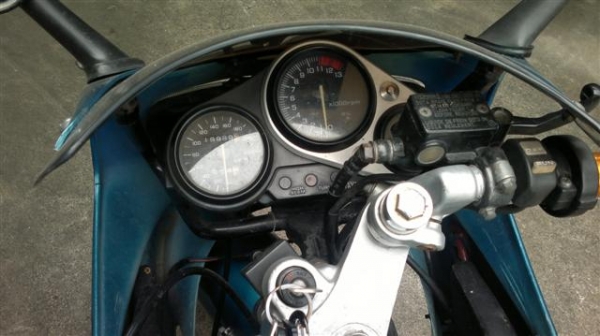 ขายHONDA NSR150 สภาพดีพร้อมใช้ราคา 16000 บาท ขายHONDA NSR150 สภาพดีพร้อมใช้ราคา 16000 บาท