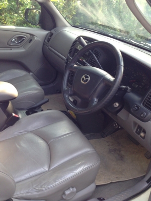 ขายมาสด้า tribute 3.0