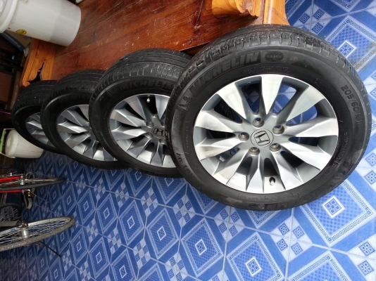 แม๊กซ์ CIVIC FD พร้อมยาง 2010     6900-