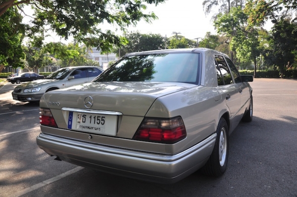 ขาย E220 (W124) ปี 97 สภาพเนี๊ยบๆ