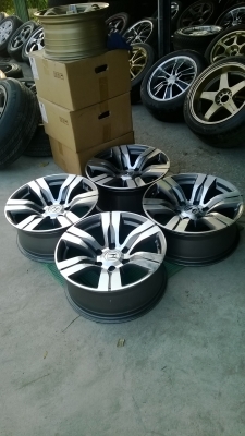 ขายล้อ FORD ขอบ18ชุดละ12500 ขายล้อ FORD ขอบ18ชุดละ12500