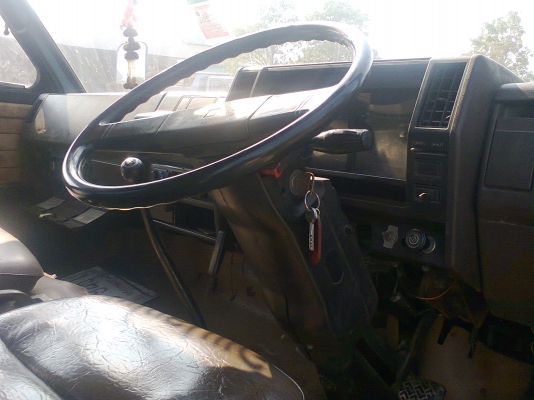 ISUZU NPR 59LU 115 แรงม้า หัวคัสซี มีกระบะคาร์โก้