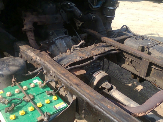 ISUZU NPR 59LU 115 แรงม้า หัวคัสซี มีกระบะคาร์โก้