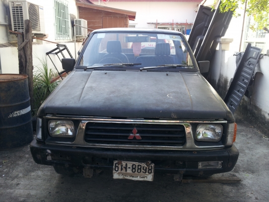 "ไม่รับจอง ใครมาก่อนผมให้ก่อนครับราคาลดได้อีก"  ขอขาย Mitsubishi Cyclone ปี 95 เล่มพร้อมโอน