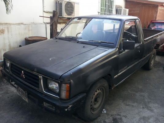 "ไม่รับจอง ใครมาก่อนผมให้ก่อนครับราคาลดได้อีก"  ขอขาย Mitsubishi Cyclone ปี 95 เล่มพร้อมโอน