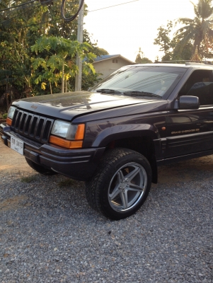 รถ Jeep Cherokee ปี 96 สีเปลือกมังคุด สภาพดีพร้อมใช้(เจ้าของใช้เอง) รถ Jeep Cherokee ปี 96 สีเปลือกมังคุด สภาพดีพร้อมใช้(เจ้าของใช้เอง)