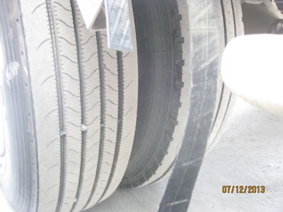 ขาย Mega FG1J ปลายปี 49 ตู้ 10 บาน 7.2 m วิ่่ง 3 แสนโล มีลิฟท้าย สภาพดีมาก โทร 088-4501277