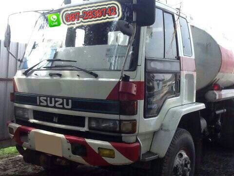 ขาย  รถบรรทุกน้ำมัน  10 ล้อ 2 เพลา