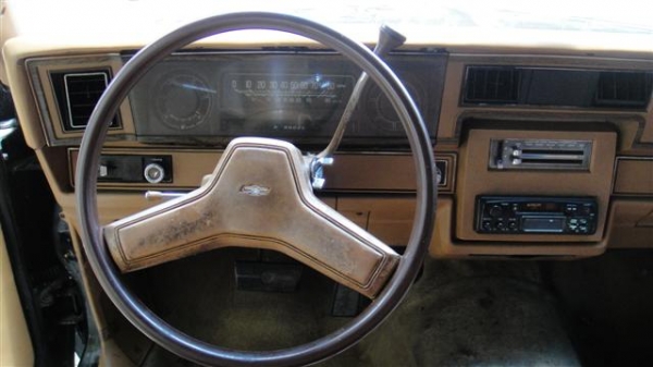 @@@@@@@@Classic Chevy Impala แบน-ยาว-ใหญ่ ขายหรือแลกให้เสนอมา@@@@@@