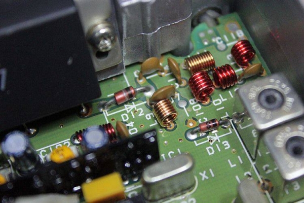 ขาย วิทยุสื่อสาร KENWOOD TM231  สภาพน่าสะสมมากกว่าใช้ครับ สวยเดิมๆครับ