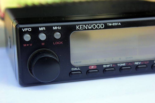 ขาย วิทยุสื่อสาร KENWOOD TM231  สภาพน่าสะสมมากกว่าใช้ครับ สวยเดิมๆครับ