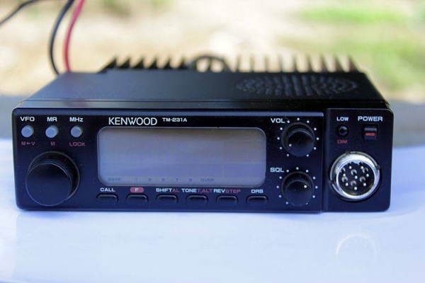 ขาย วิทยุสื่อสาร KENWOOD TM231  สภาพน่าสะสมมากกว่าใช้ครับ สวยเดิมๆครับ