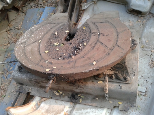 ขายจานหน้าวัว HOLLAND ถูกๆเลย 5000