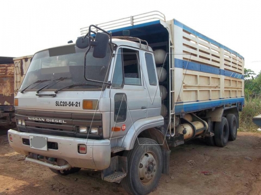 Nissan UD CWM430HT เครื่อง PE6 290 แรง แก๊ส CNG 100\% ดั้มเสาอากาศ อู่เสรีชัย (มี 5 คัน)