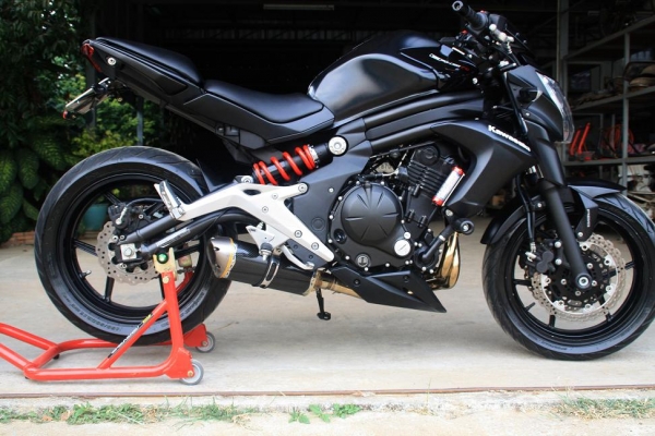 ขาย ER 6 N ปี 2013 เดือน พฤษภาคม วิ่ง 5XXX สีดำ ท่อสูตร สภาพสวย 209000