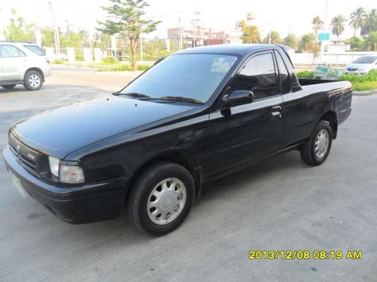 ขายรถนิสสันNVปี96เครื่อง1.6เกียร์ธรรมดาพวงมาลัยเพาเวอร์ติดแก๊สLPGถังใหญ่รถสวยพร้อมใช้ยางใหม่ภาษี57ขายถูกครับ