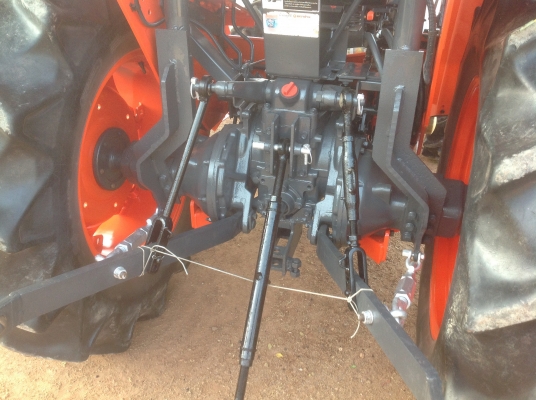 ปัญญาแทรคเตอร์มาแล้ว...จัดมาให้ครับ รีบโดยด่วน.คูโบต้า L4508 พร้อมใบมีดตราช้าง โรตาลี่ตราช้าง เล่มทะเบียนพร้อม จัดส่ง อ.แม่วงค์ จ. นครสวรรค์