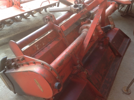 ปัญญาแทรคเตอร์มาแล้ว...จัดมาให้ครับ รีบโดยด่วน.คูโบต้า L4508 พร้อมใบมีดตราช้าง โรตาลี่ตราช้าง เล่มทะเบียนพร้อม จัดส่ง อ.แม่วงค์ จ. นครสวรรค์