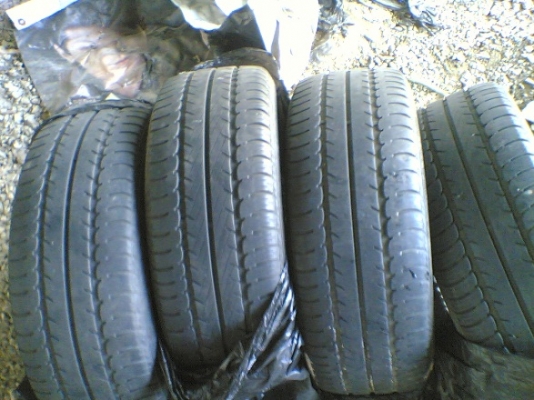 ขาย ยางgoodyaer  205/55/16 ปี10 ดอกสวยๆ 1500 บาท