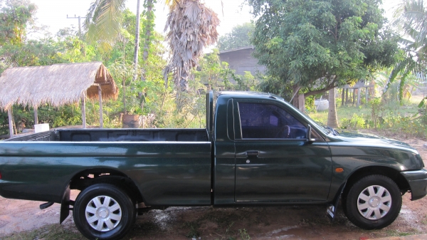 ขายมิตซูบิชิ สตราด้า ตอนเดียว รถปี1996/39..เครื่อง2500 cc เครื่องดีไม่ไอไม่จามสภาพพร้อมใช้งาน+ครัชชีสวยไม่มีผุ+ศูนย์ตรง+ยางดี+สีเขียวสวยแจ่มๆ+แบตเตอร์รี่ใหม่+ภาษีเต็มก.ค.57+พร้อมโอนซื้อไปใช้งานได้เลยครับ ราคาเบาๆขายที่125,000บาท ราคาต่อรอได้ครับมาลองขับ ขายมิตซูบิชิ สตราด้า ตอนเดียว รถปี1996/39..เครื่อง2500 cc เครื่องดีไม่ไอไม่จามสภาพพร้อมใช้งาน+ครัชชีสวยไม่มีผุ+ศูนย์ตรง+ยางดี+สีเขียวสวยแจ่มๆ+แบตเตอร์รี่ใหม่+ภาษีเต็มก.ค.57+พร้อมโอนซื้อไปใช้งานได้เลยครับ ราคาเบาๆขายที่125,000บาท ราคาต่อรอได้ครับมาลองขับ