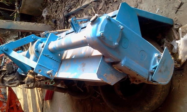 ขายรถไถ  ISEKI TL 4201  เครื่อง ISUZU 4 สูบ turbo พร้อมอุปกรณ์ครบชุด