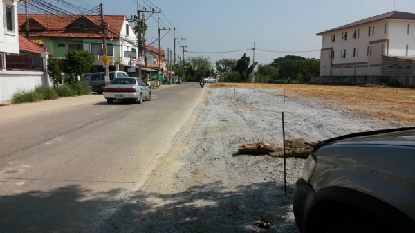 ที่ดินแบ่งให้เช่า ซอยร่มประดู่ 22 ถนนพุทธมณฑลสาย4 ที่ดินแบ่งให้เช่า ซอยร่มประดู่ 22 ถนนพุทธมณฑลสาย4