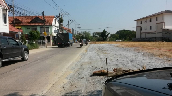 ที่ดินแบ่งให้เช่า ซอยร่มประดู่ 22 ถนนพุทธมณฑลสาย4 ที่ดินแบ่งให้เช่า ซอยร่มประดู่ 22 ถนนพุทธมณฑลสาย4