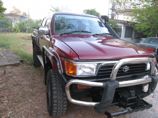 TOYOTA 4x4 WD 4ประตู