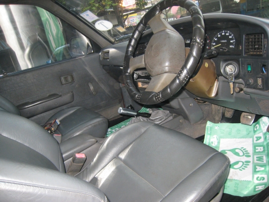 TOYOTA 4x4 WD 4ประตู