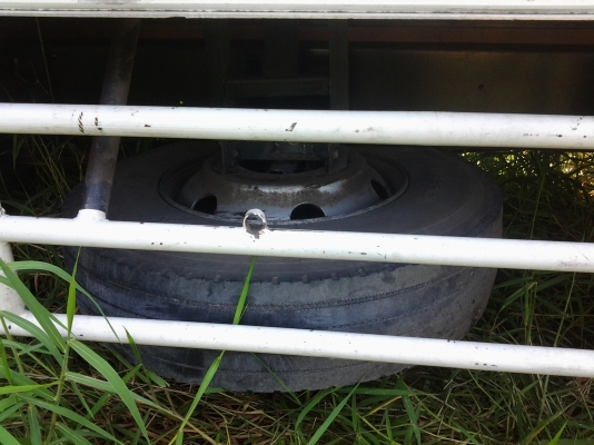 ต้องการขารถฮีโน่6ล้อตู้ด่วนเคื่องดีคัชซีสวยไม่มีผุสภาพสวยพร้อมใช้ปี50สนใจติดต่อด่วนมาก