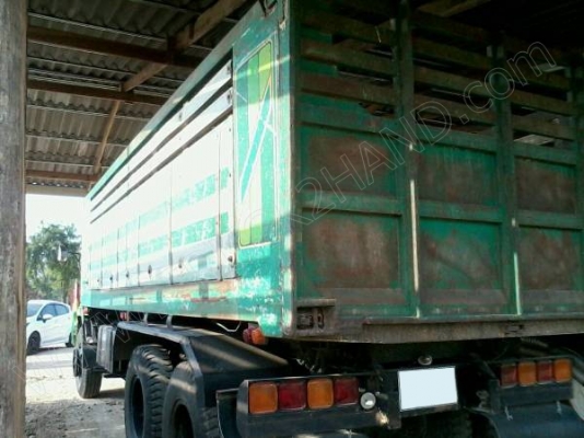 รถบรรทุก 10 ล้อดั๊มพ์ ยี่ห้อ MITSUBISHI รุ่น FN527