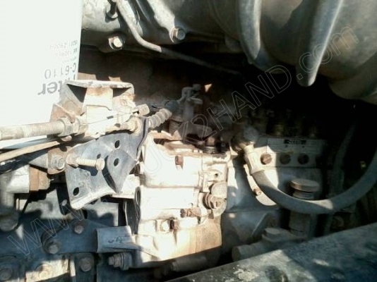 รถบรรทุก 10 ล้อดั๊มพ์ ยี่ห้อ MITSUBISHI รุ่น FN527