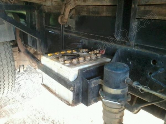 รถบรรทุก 10 ล้อดั๊มพ์ ยี่ห้อ MITSUBISHI รุ่น FN527