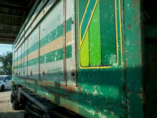 รถบรรทุก 10 ล้อดั๊มพ์ ยี่ห้อ MITSUBISHI รุ่น FN527