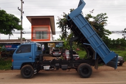 รถบรรทุก6 ล้อ ISUZU รุ่น NPR 115 แรง รถห้างแท้