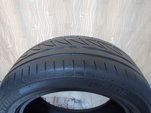 ยางซิ่ง,195/55R15 Bridgestone Re002 สภาพดีหนึ่งคู่ครับ